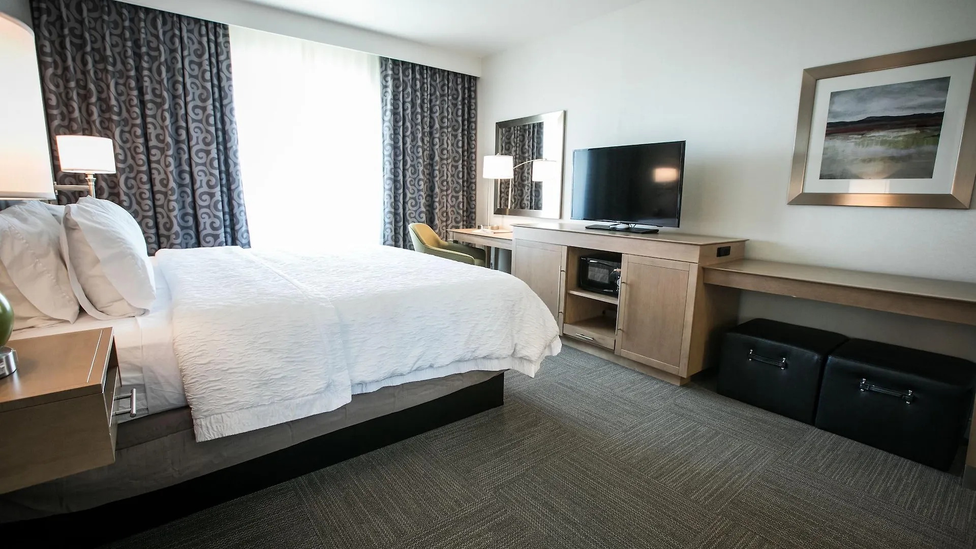 *** Hotel Hampton Inn & Suites Tempe/Phoenix Airport, Az United States